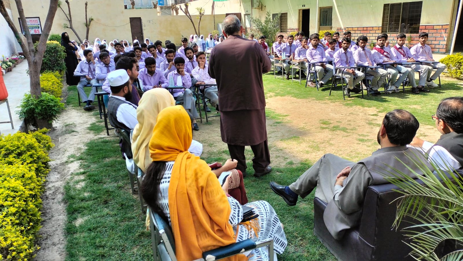 READS College Bahawalpur students at a campus gathering, featured on the f-sc-pre-medical program page